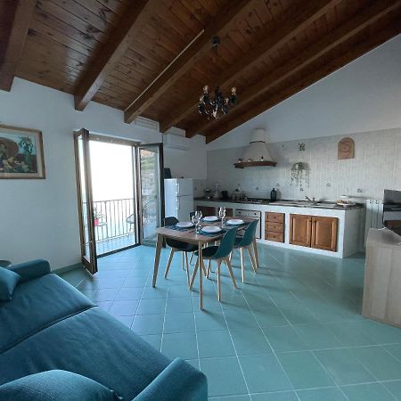 Seaview Apartments Фуроре Екстериор снимка