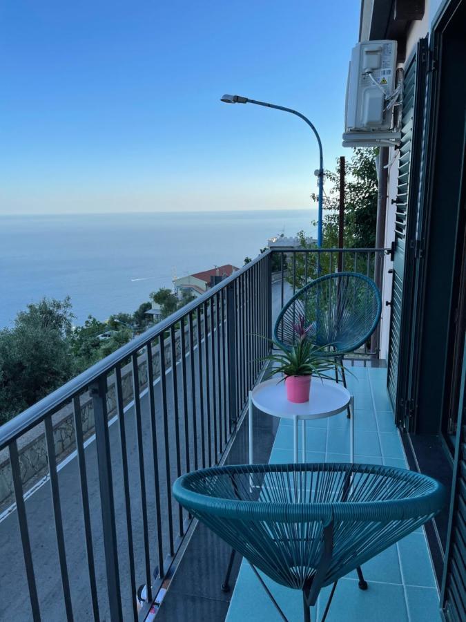 Seaview Apartments Фуроре Екстериор снимка